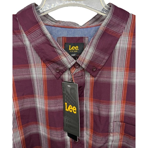 NWT Lee Men's 4XL Burgundy Plaid Short Sleeve Button Down Shirt Soft Easy Care - Picture 1 of 9
